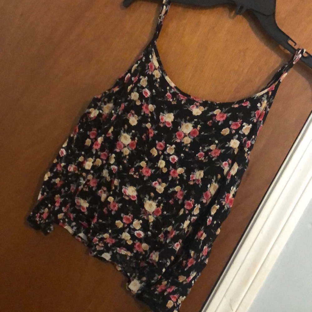 Black floral tank